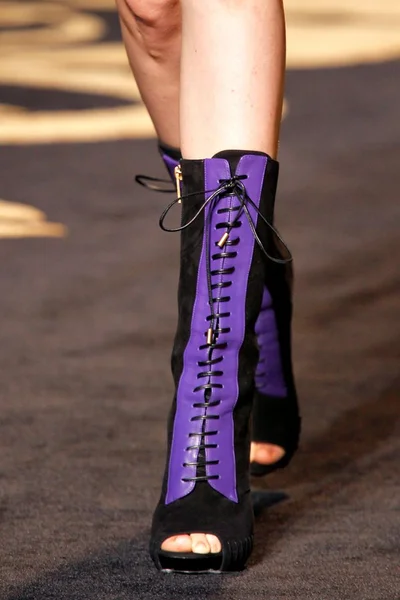 Look 22